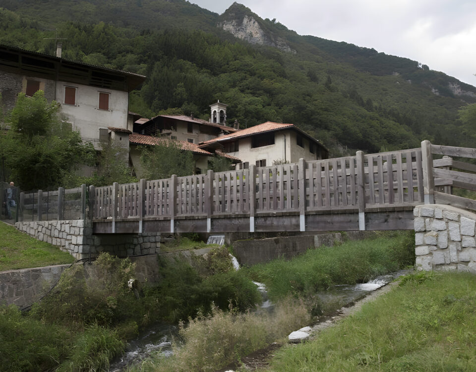 PASSERELLA CICLOPEDONALE SUL TORRENTE ADANÀ